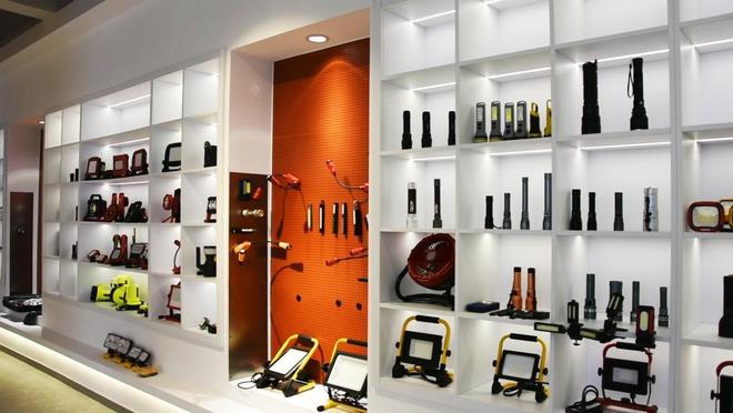 00家小厂包机出海狂揽80亿称霸全球新葡京博彩浙江小镇“反杀”义乌！8(图11)